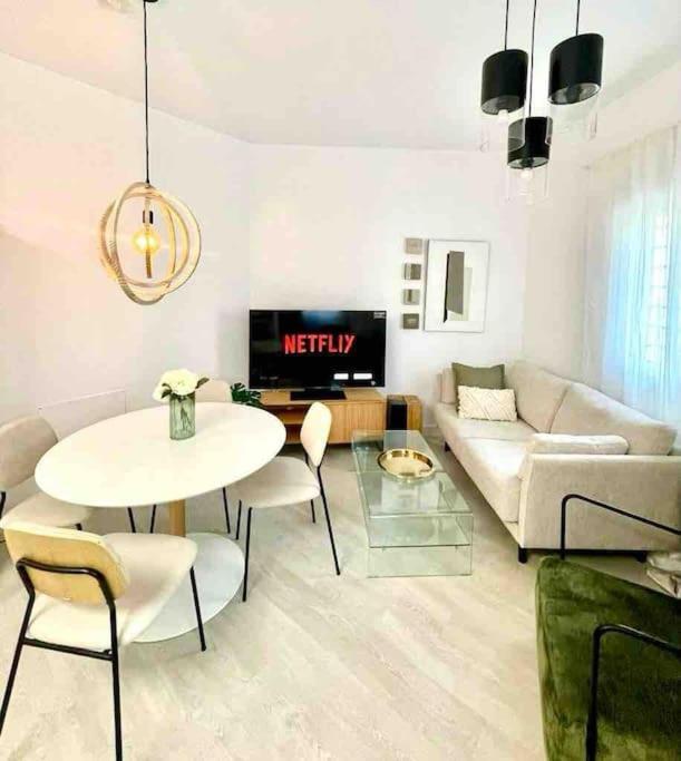 Historical Centre! Private Terrace & Gym-Near Public Parking Apartment Malaga Luaran gambar