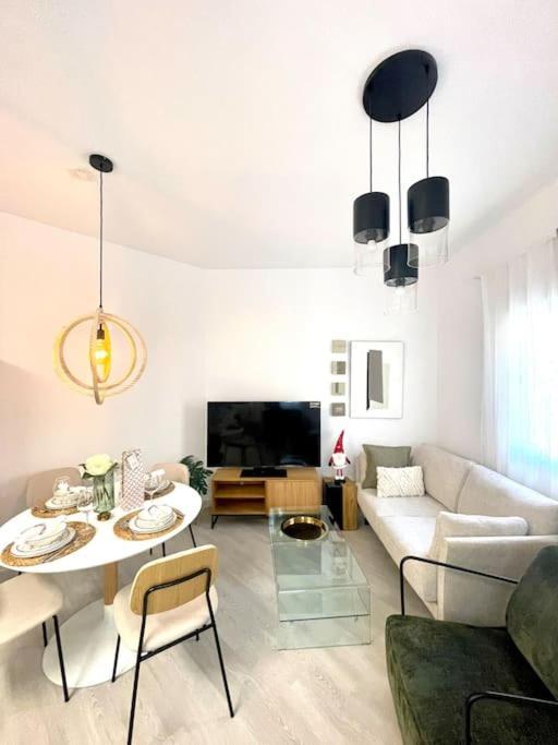 Historical Centre! Private Terrace & Gym-Near Public Parking Apartment Malaga Luaran gambar