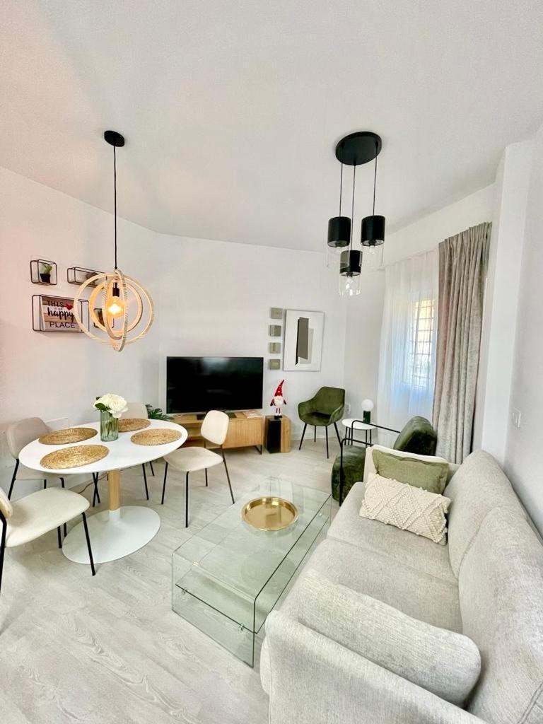 Historical Centre! Private Terrace & Gym-Near Public Parking Apartment Malaga Luaran gambar