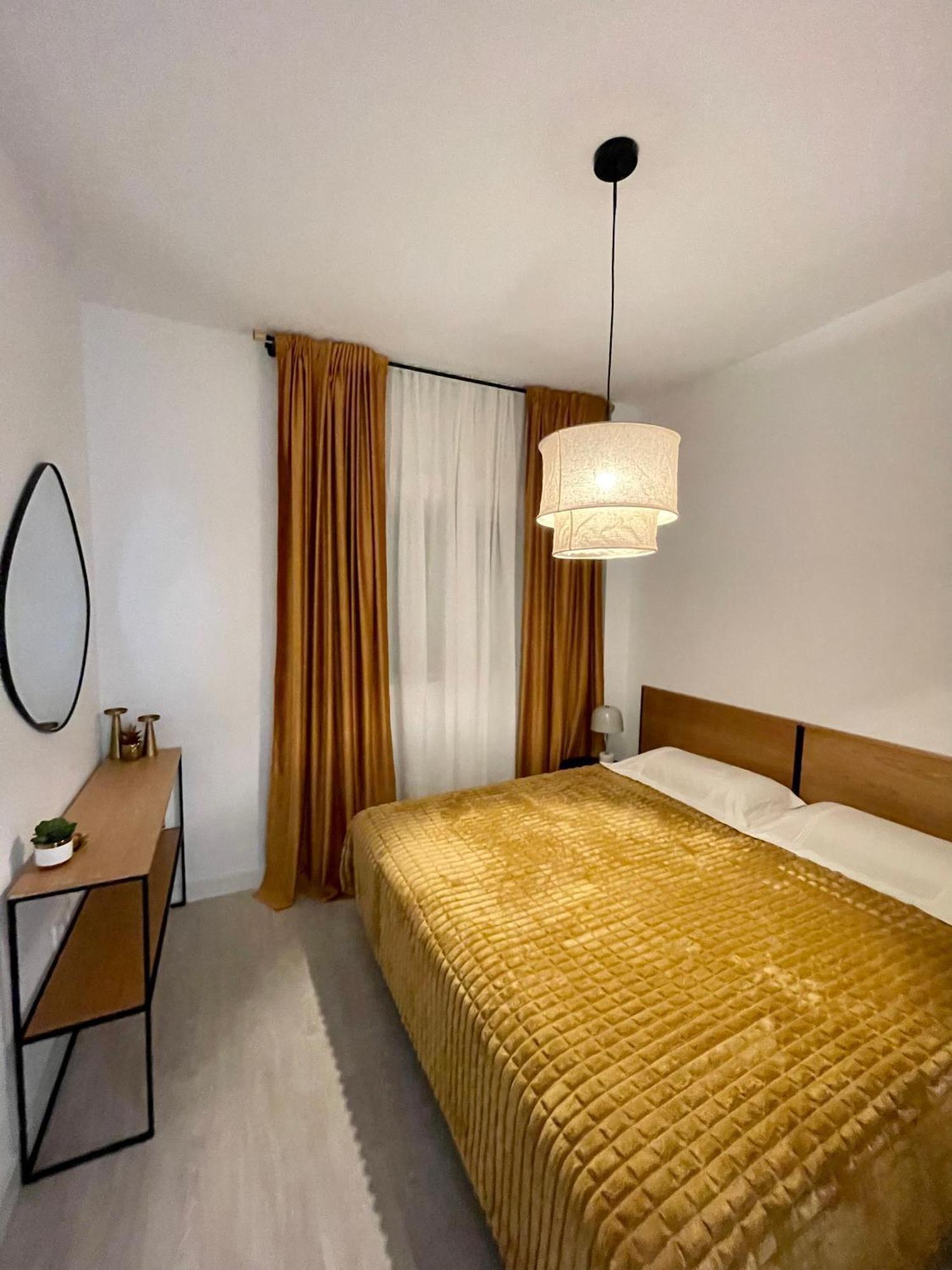 Historical Centre! Private Terrace & Gym-Near Public Parking Apartment Malaga Luaran gambar