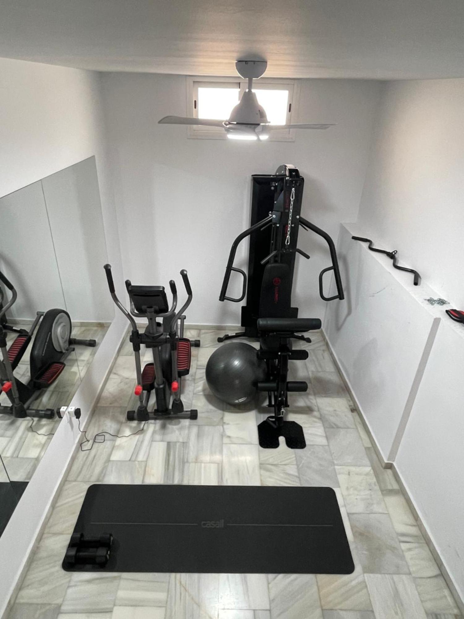 Historical Centre! Private Terrace & Gym-Near Public Parking Apartment Malaga Luaran gambar